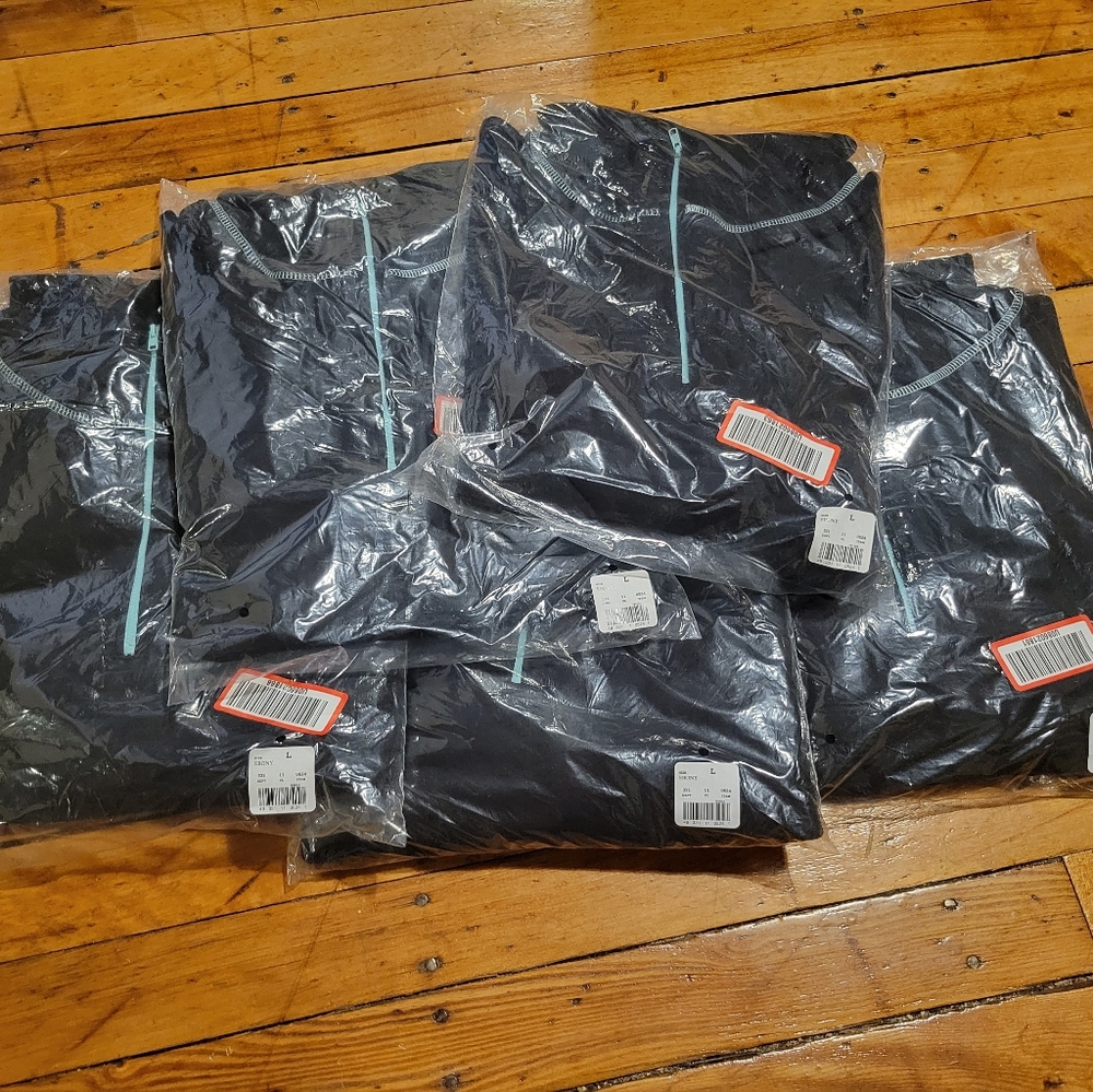 Wholesale Lot of 5 Wild Fable Cropped Workout Sweatshirts Large Black/Teal